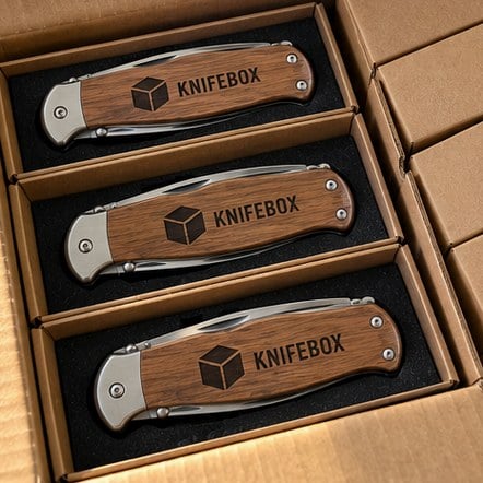 Wholesale gift-boxed pocket knives in a shipping box